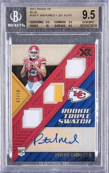 2017 Panini XR Blue #164 Patrick Mahomes Signed Swatch Rookie Card (#02/10) – BGS GEM MINT 9.5/BGS 10
